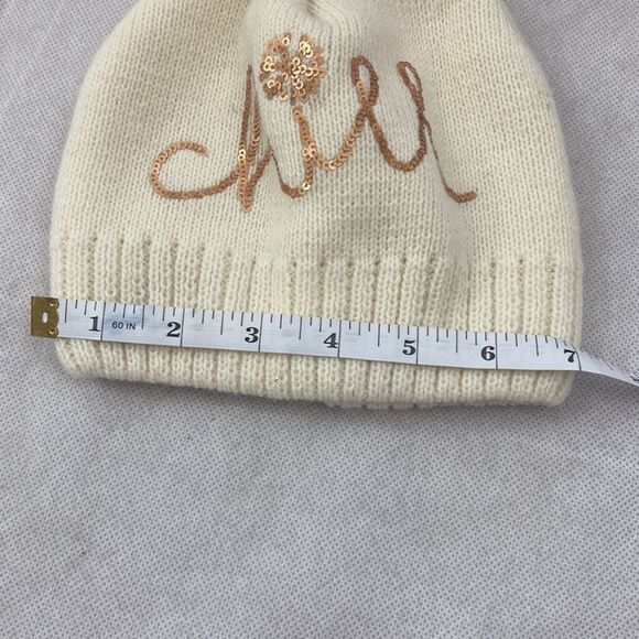 Toby off white lil girl winter hat‎ - Picture 4 of 5